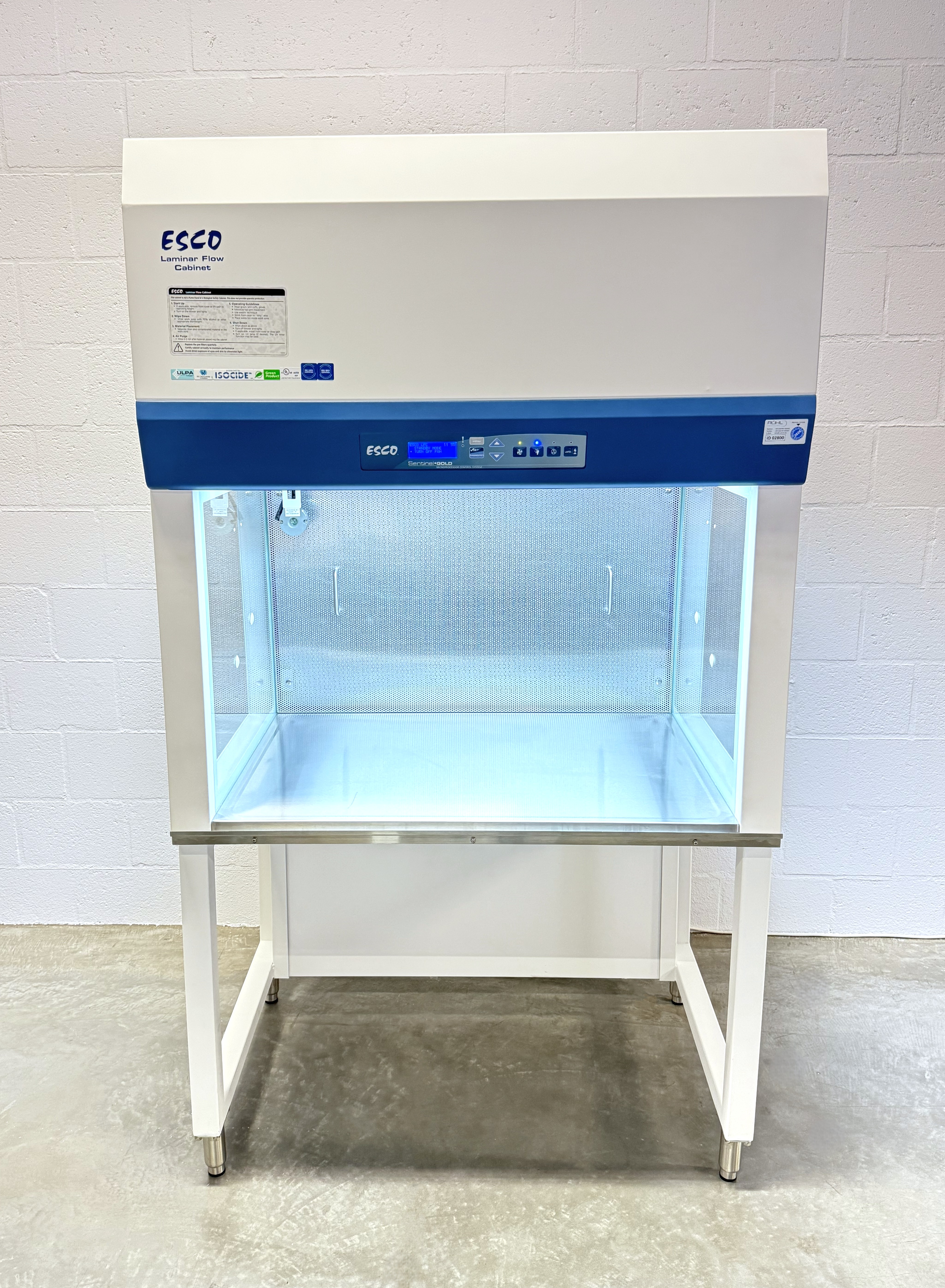 Esco LHG-3AG-F8 & SAL-3A0 Horizontal Flow Cabinet