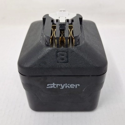 Stryker 8215-000-000 System 8 Large Battery