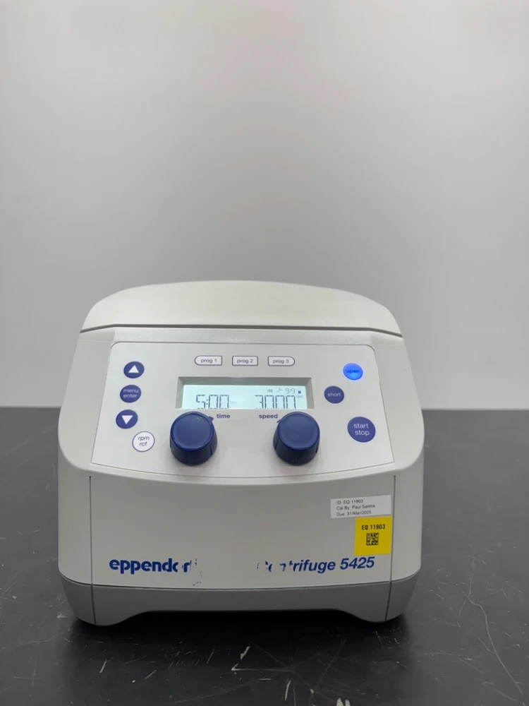 Eppendorf 5425 Centrifuge