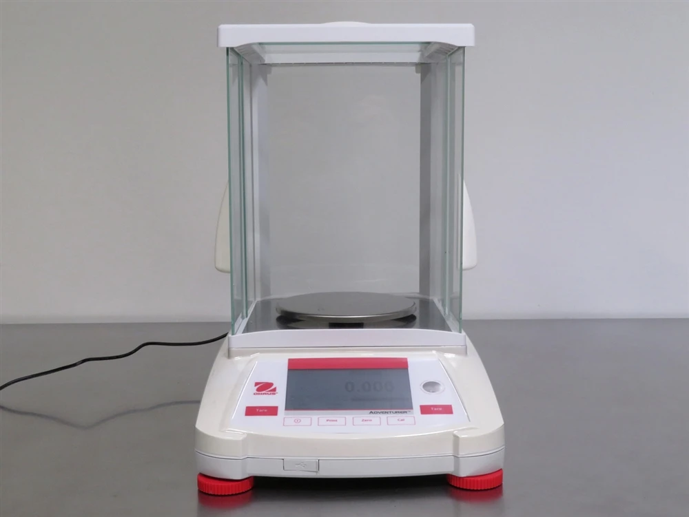 Ohaus AX423/E Analytical Balance