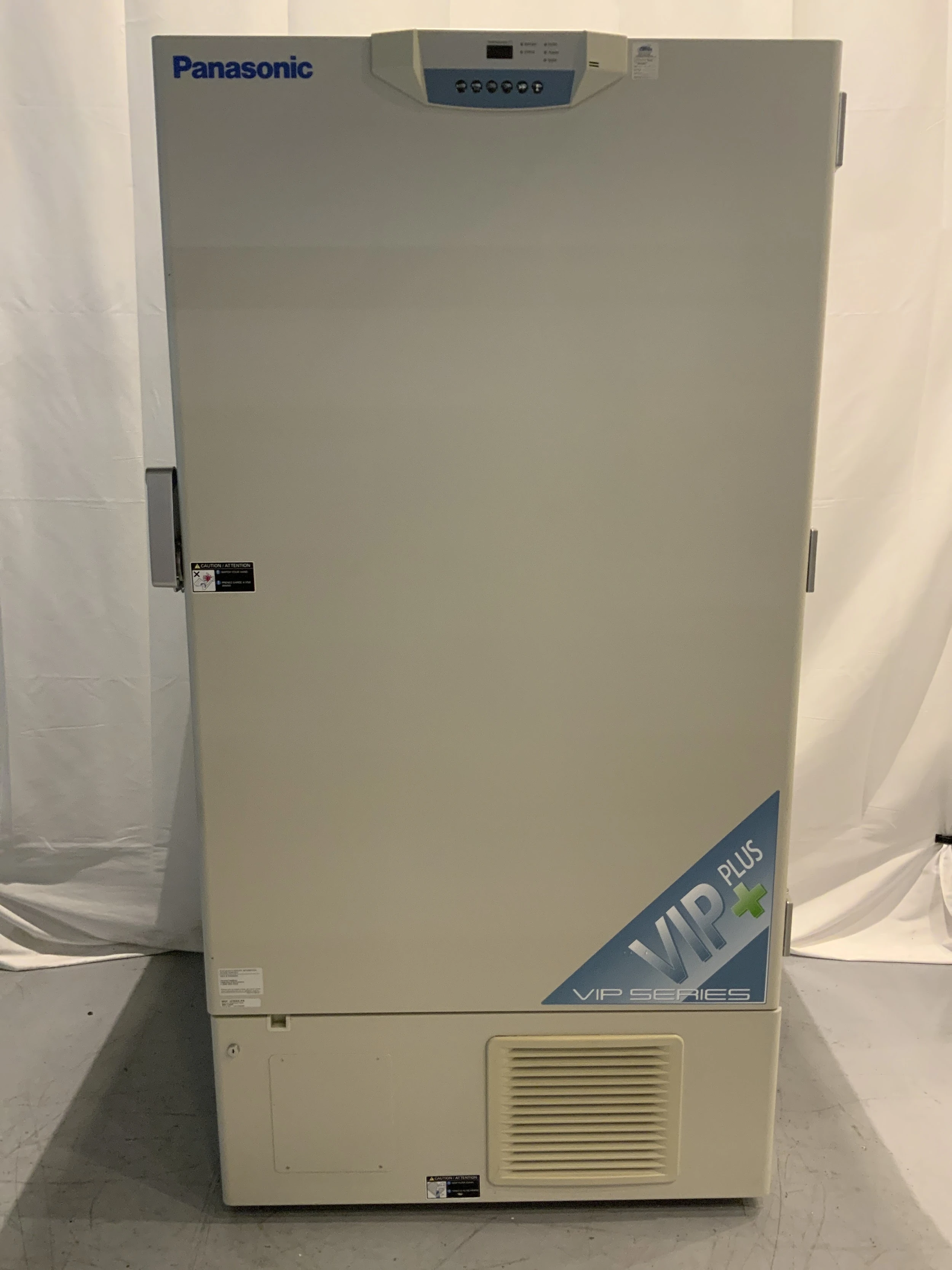 Panasonic MDF-U76VA-PA Ultra-Low Temperature Freezer With 3x Shelves