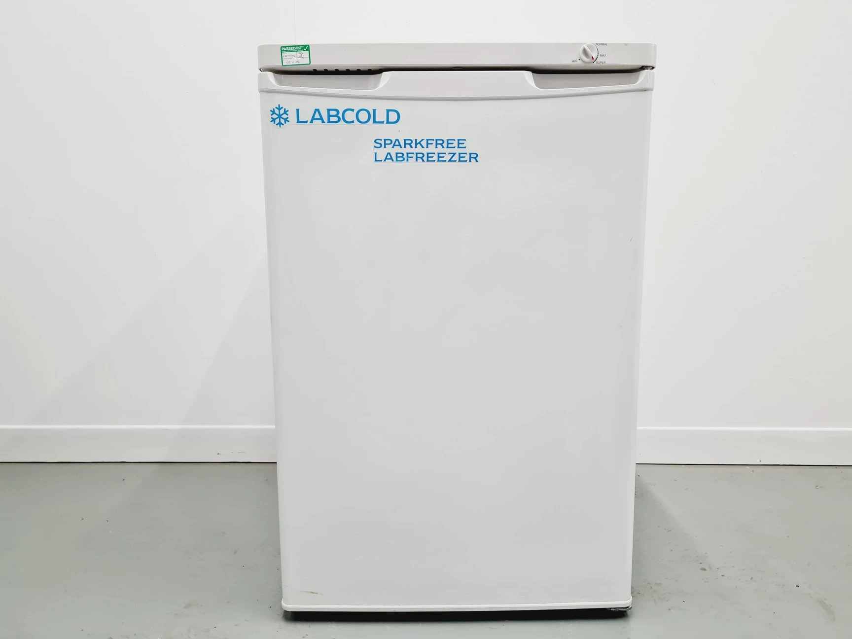 Labcold Sparkfree Labfreezer Model No. RLVF04202A Lab