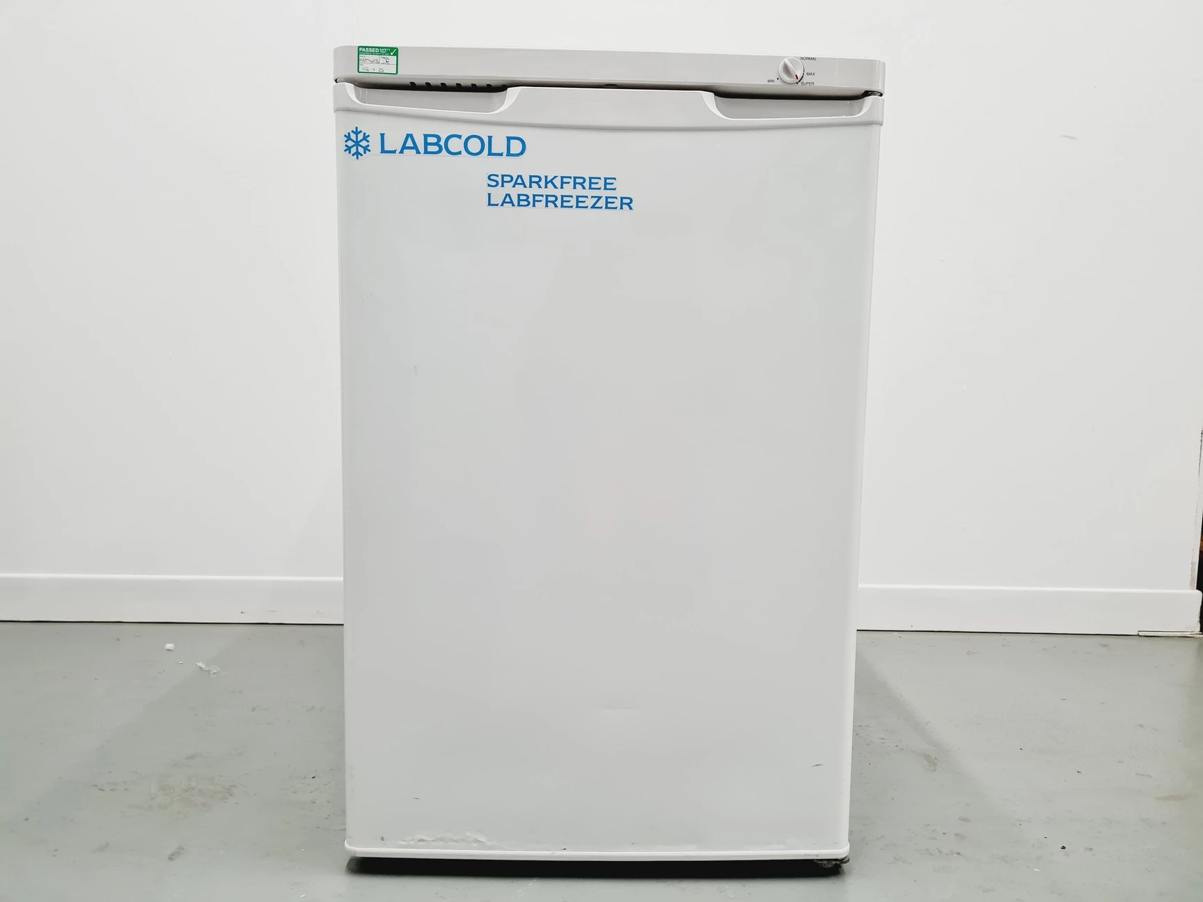 Labcold Sparkfree Labfreezer Model RLVF04202A Lab