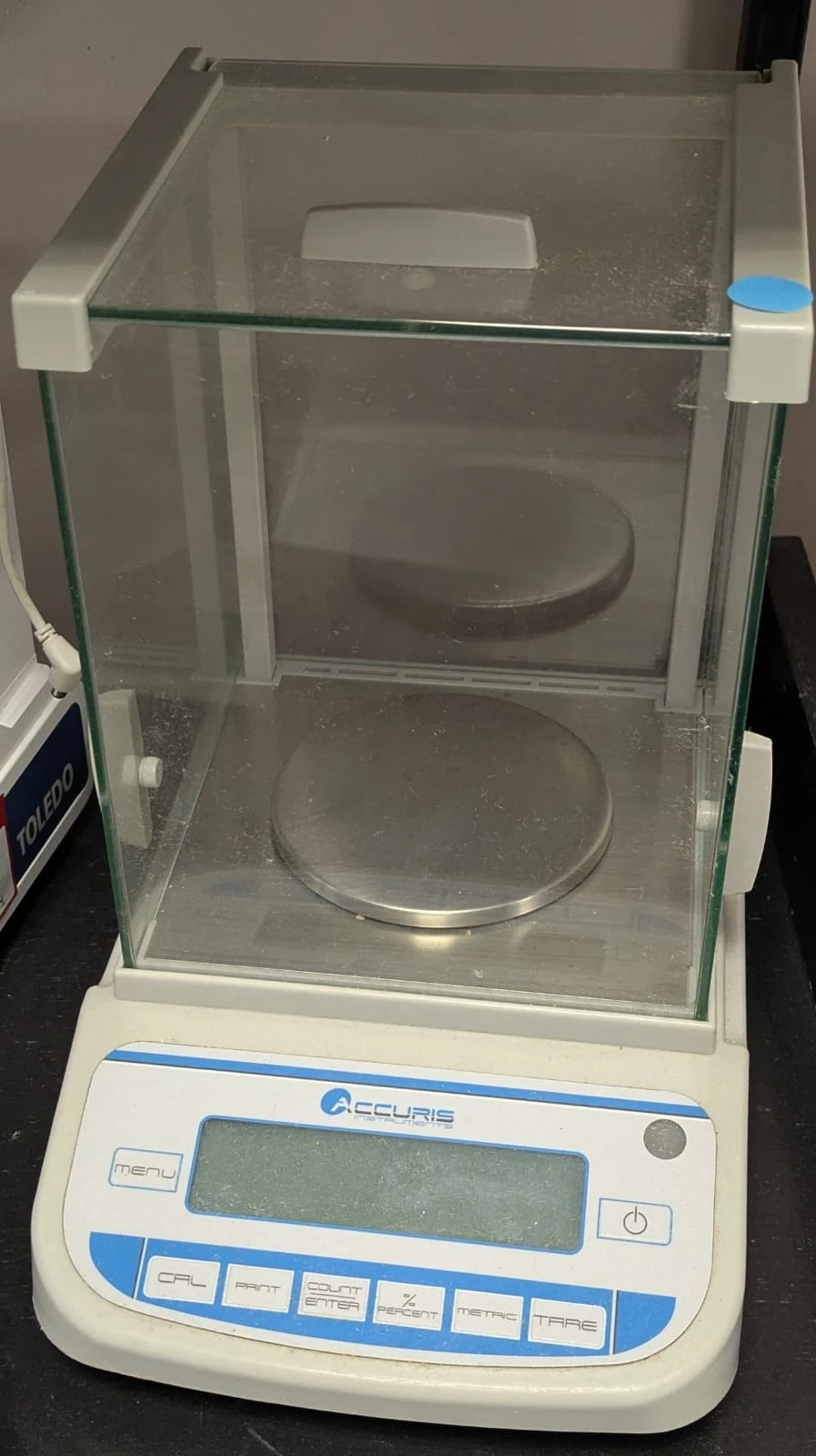 Accuris W3200-120 Precision Balance