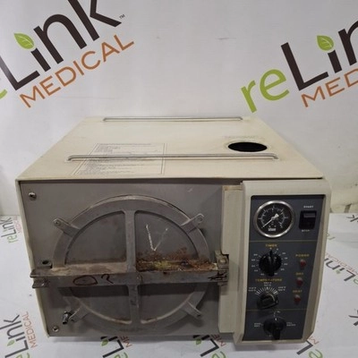 Tuttnauer 2540M Autoclave