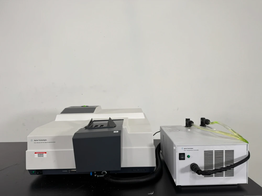 Agilent Technologies Cary Series UV-Vis Spectrophotometer
