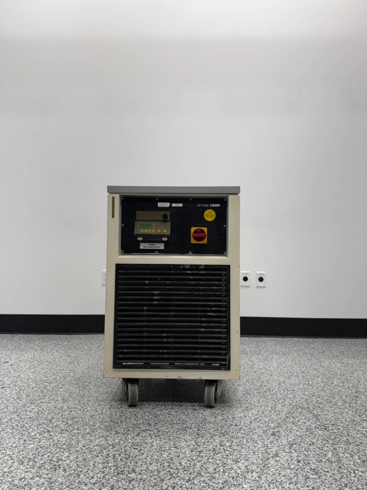 Lauda UKT 3000 Recirculating Chiller