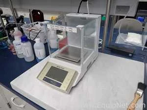 Lot 131 Listing# 944594 Mettler Toledo XS1003S Balance