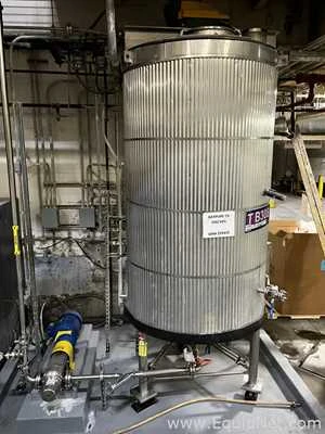 1000 Gallon Stainless Steel Coated Mix Tank With Positive Displacement Pump