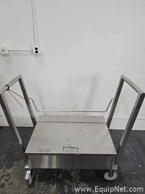 Lot 53 Listing# 1074952 Lot of 10 Troemner 10kg  Calibration Weights in Cart