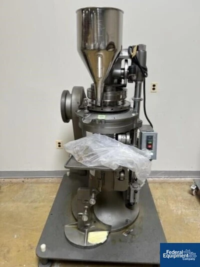Key International Rotary Tablet Press, Model DB-16
