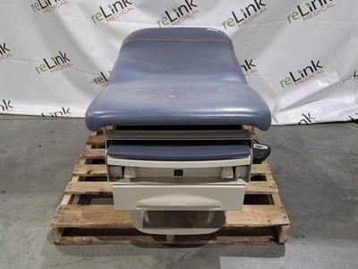 Midmark 222 Procedure Chair