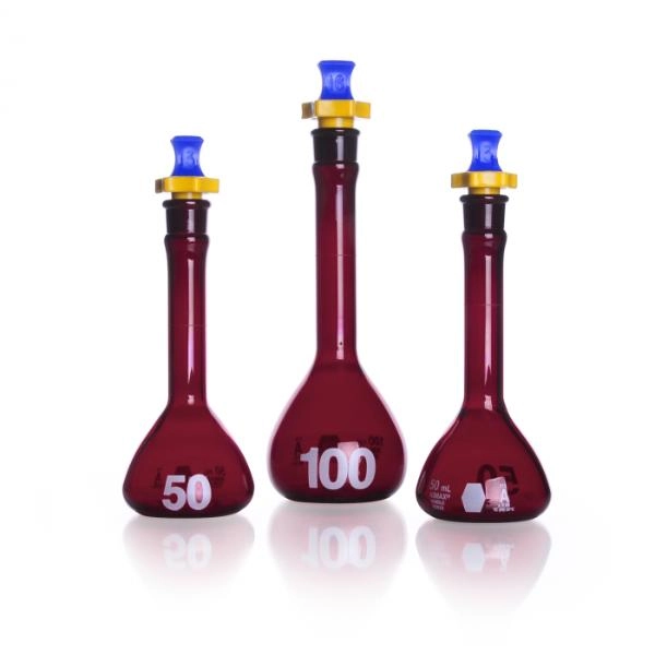 DWK Life Sciences 1000 mL Kimble Ray-Sorb Volumetric Flask Amber Class A Heavy Duty Cs/1 92822P-1000
