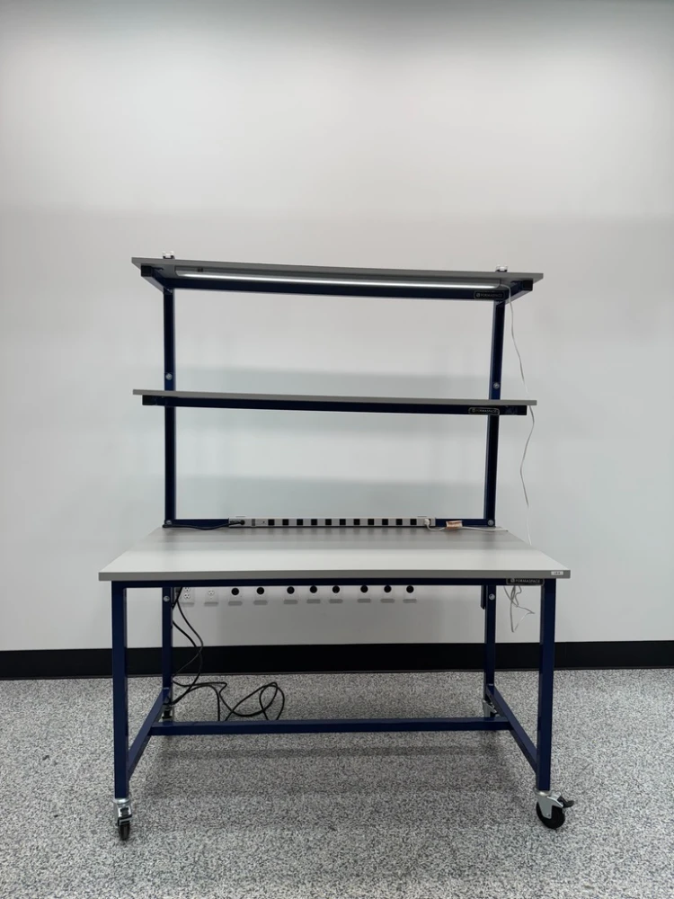 Formaspace 5' Laboratory Table With Shelves