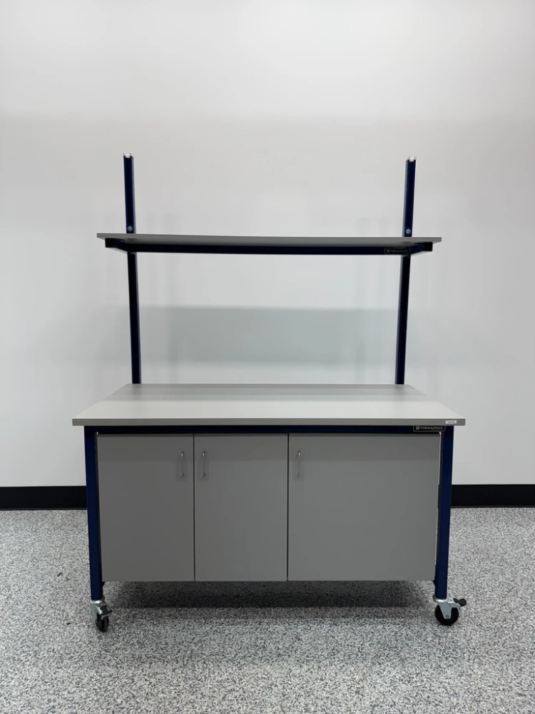 Formaspace 5' Laboratory Table With Cabinets