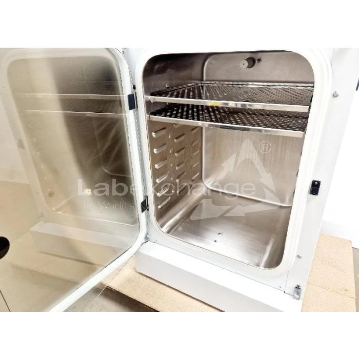 Binder CB 220 CO2 Laboratory Incubator Lab