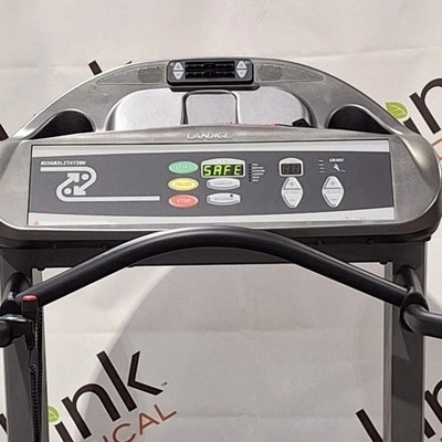 Sammons Preston Landice L8 Treadmill