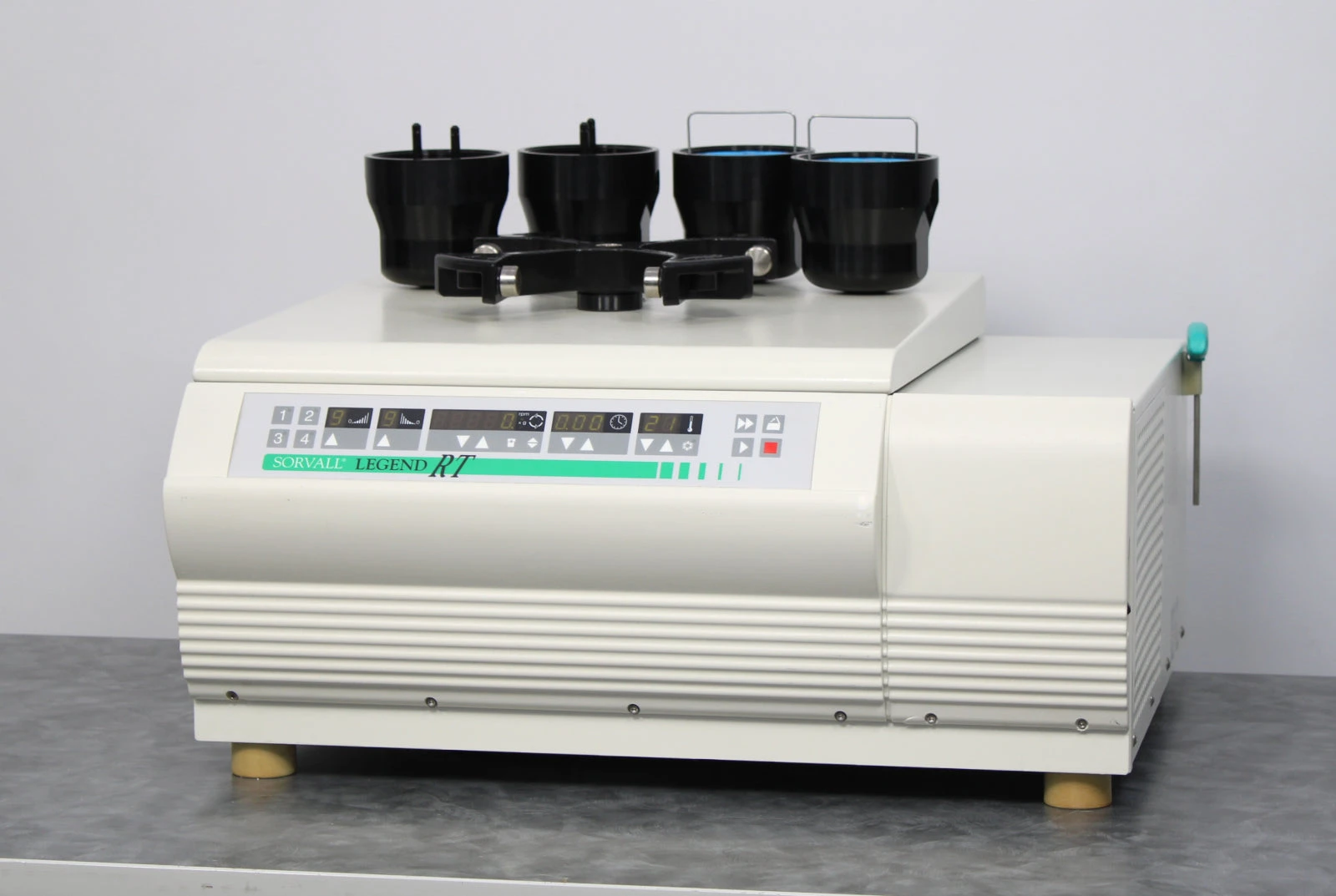 Thermo Sorvall Legend RT Benchtop Centrifuge 75004377 and Rotor 75006445