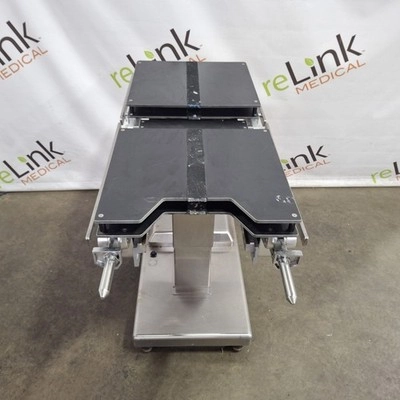 Skytron 3501B Surgical Table