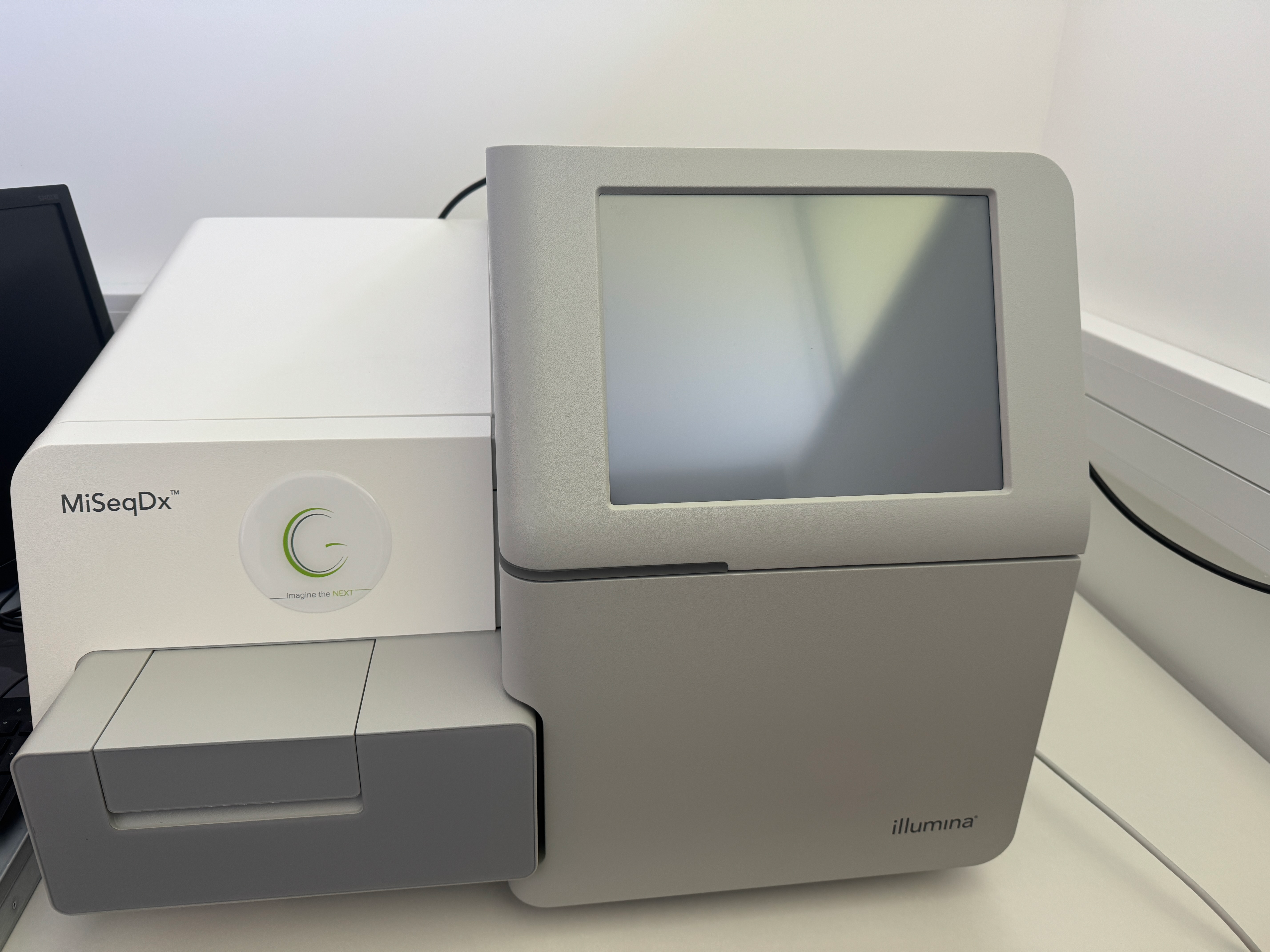 Mi SeqDx System (Illumina)