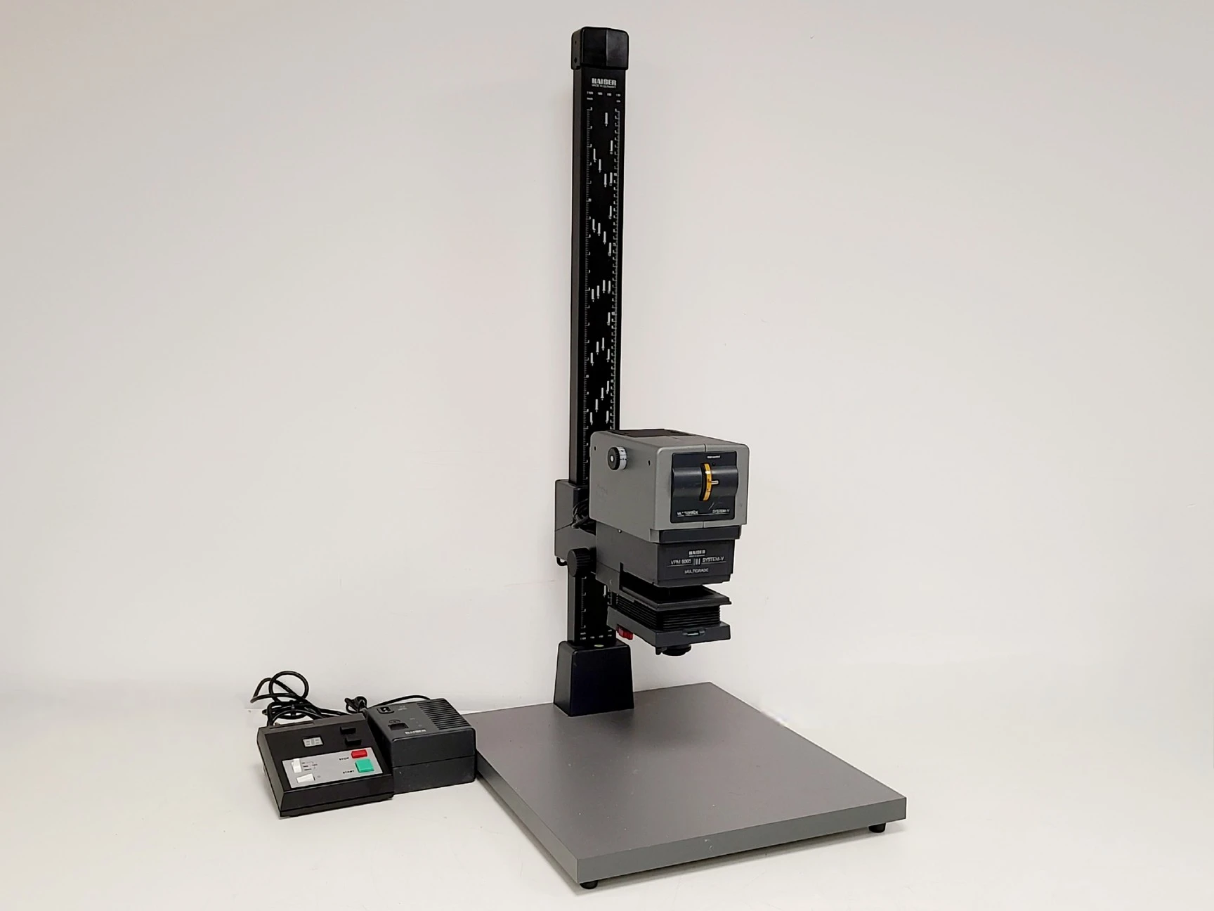 Kaiser Multigrade VPM-6005 Enlarger w/ Transformer &amp; VIPONEL E 01 L Timer