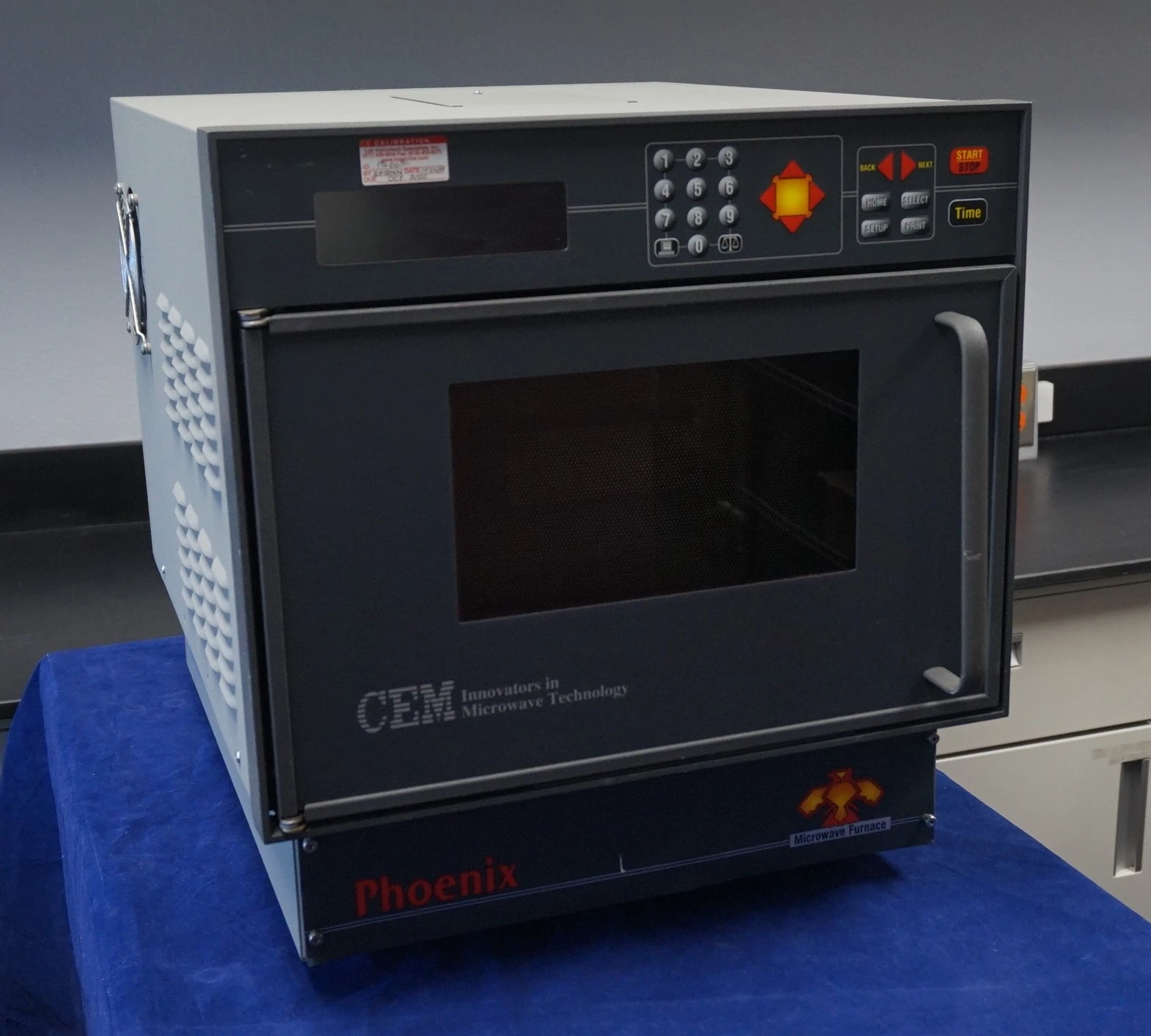 CEM Phoenix Microwave Furnace Oven