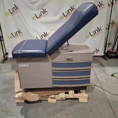 Ritter 300 Exam Table