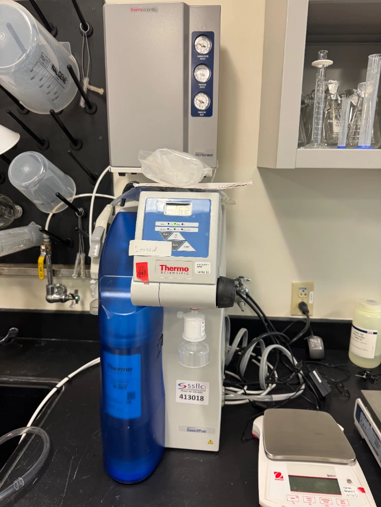 Thermo Barnstead Smart2Pure Lab Water Filtration System