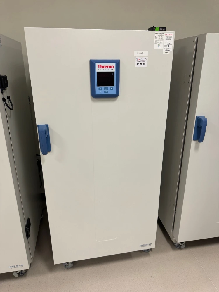 Thermo Heratherm Refrigerated Incubator