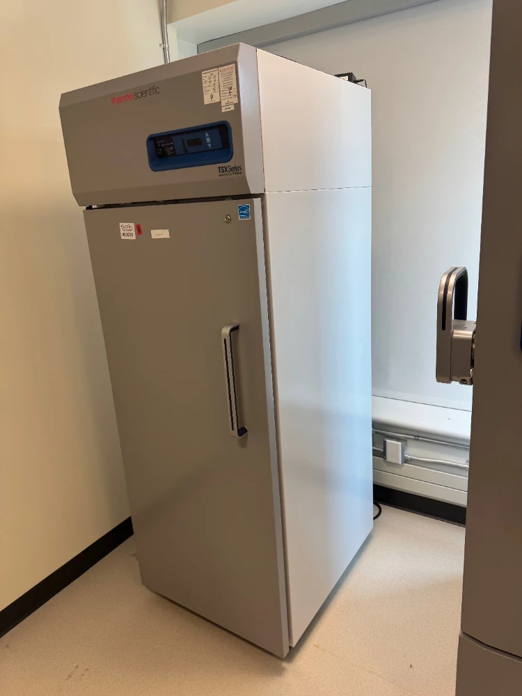 Thermo TSX Series Lab Refrigerator