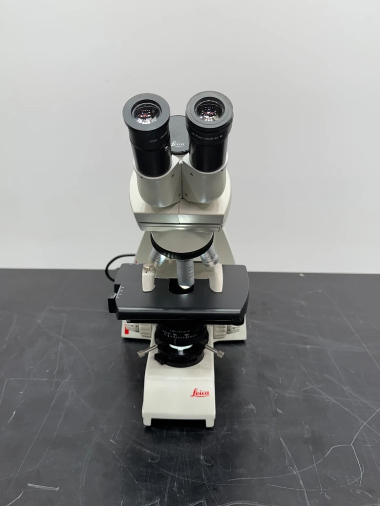 Leica DM 750/4K Microscope
