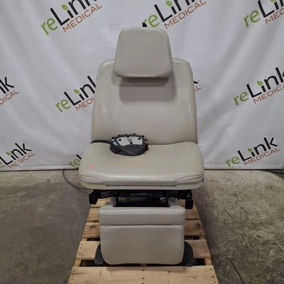 Midmark 411 Power Exam Table