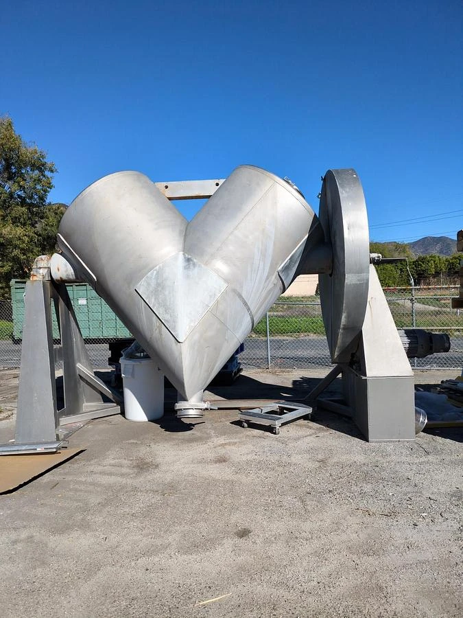 Patterson Kelley 150 cu.ft. V-Blender