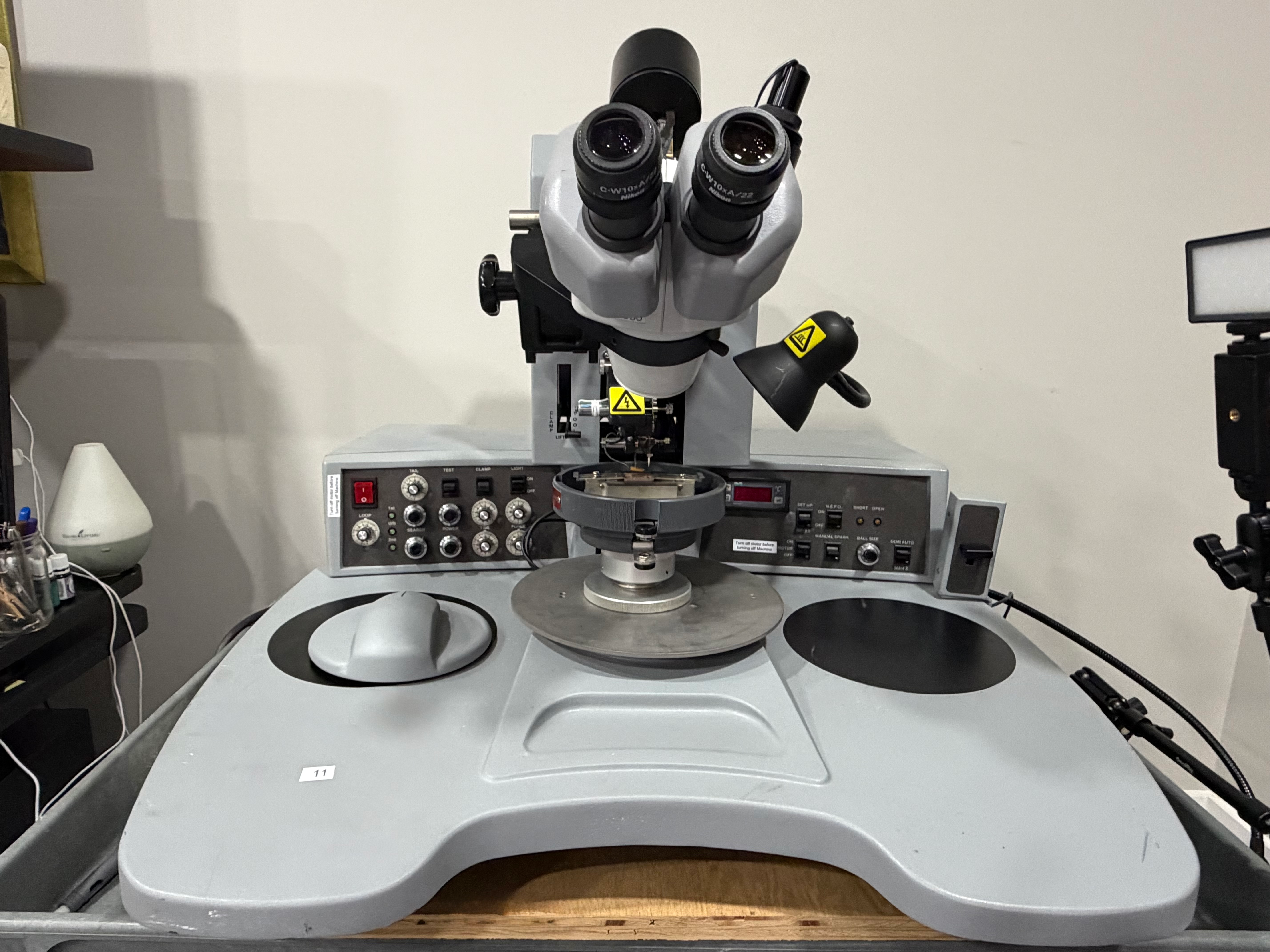 K&S 4522 Manual Multi Process Ball Bonder