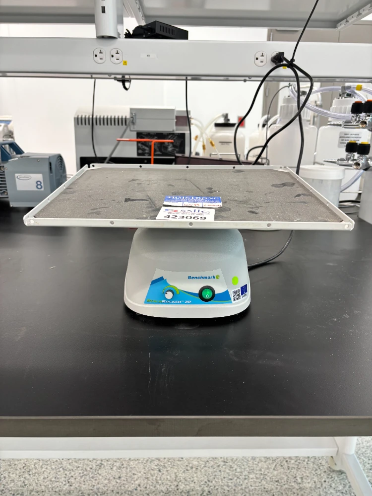 Digital Rocker Banchmark Benchmark BenchRocker 2D Platform Rocker | LabX.com