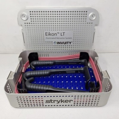 Stryker Eikon LT Illuminated Retractor System