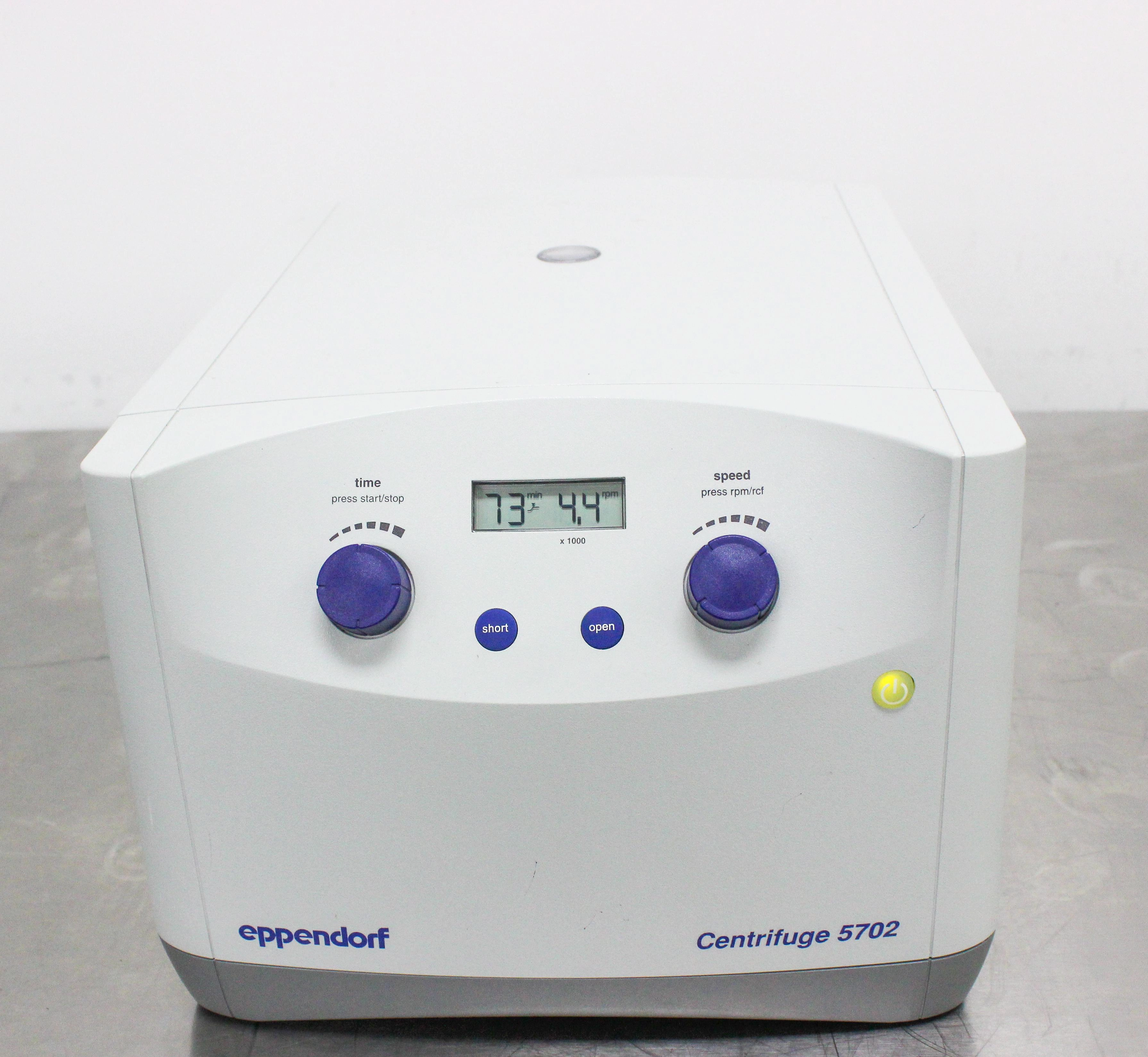 Eppendorf Centrifuge 5702 Benchtop Centrifuge Quiet Compact 4400 RPM Clinical - 3375379