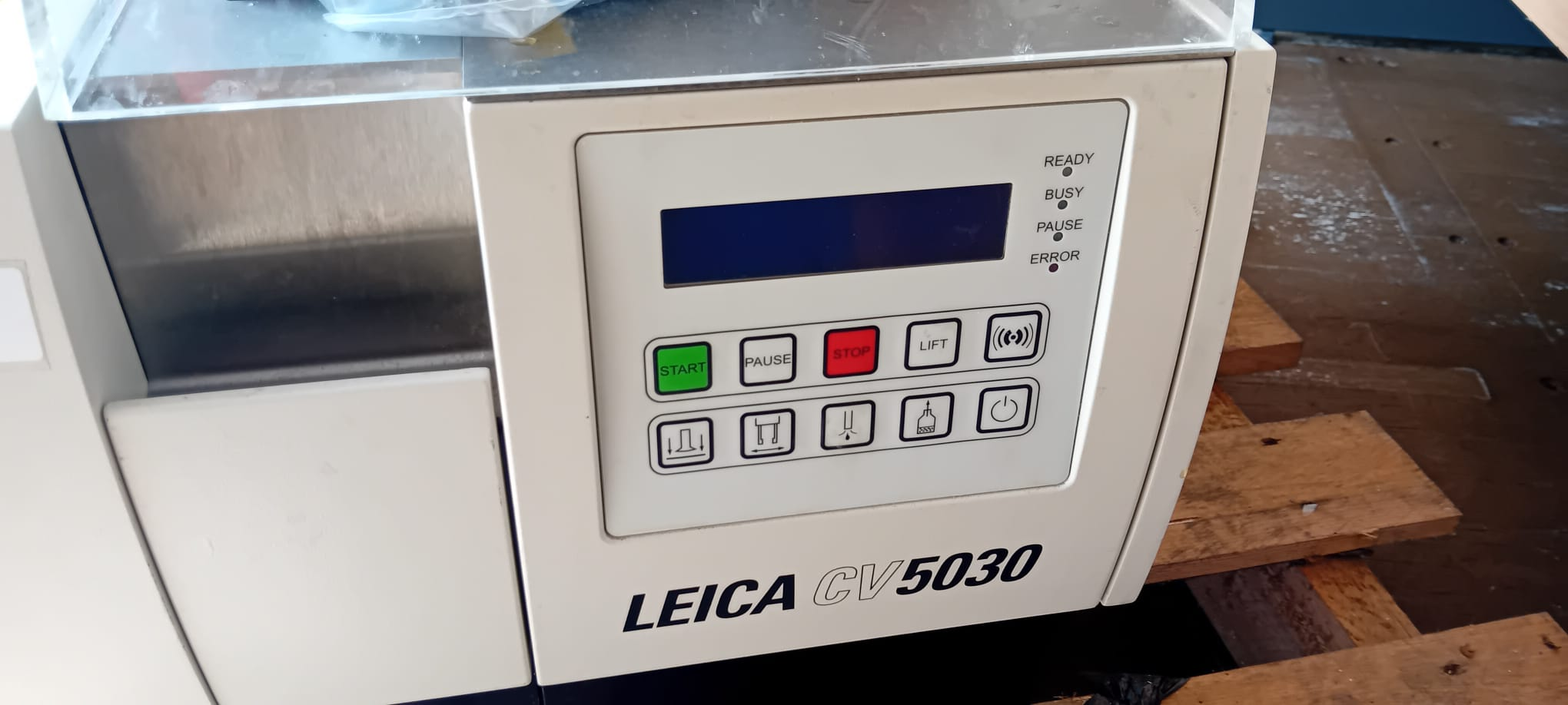 Leica CV5030 Automated Coverslipper – Excellent Working Condition
