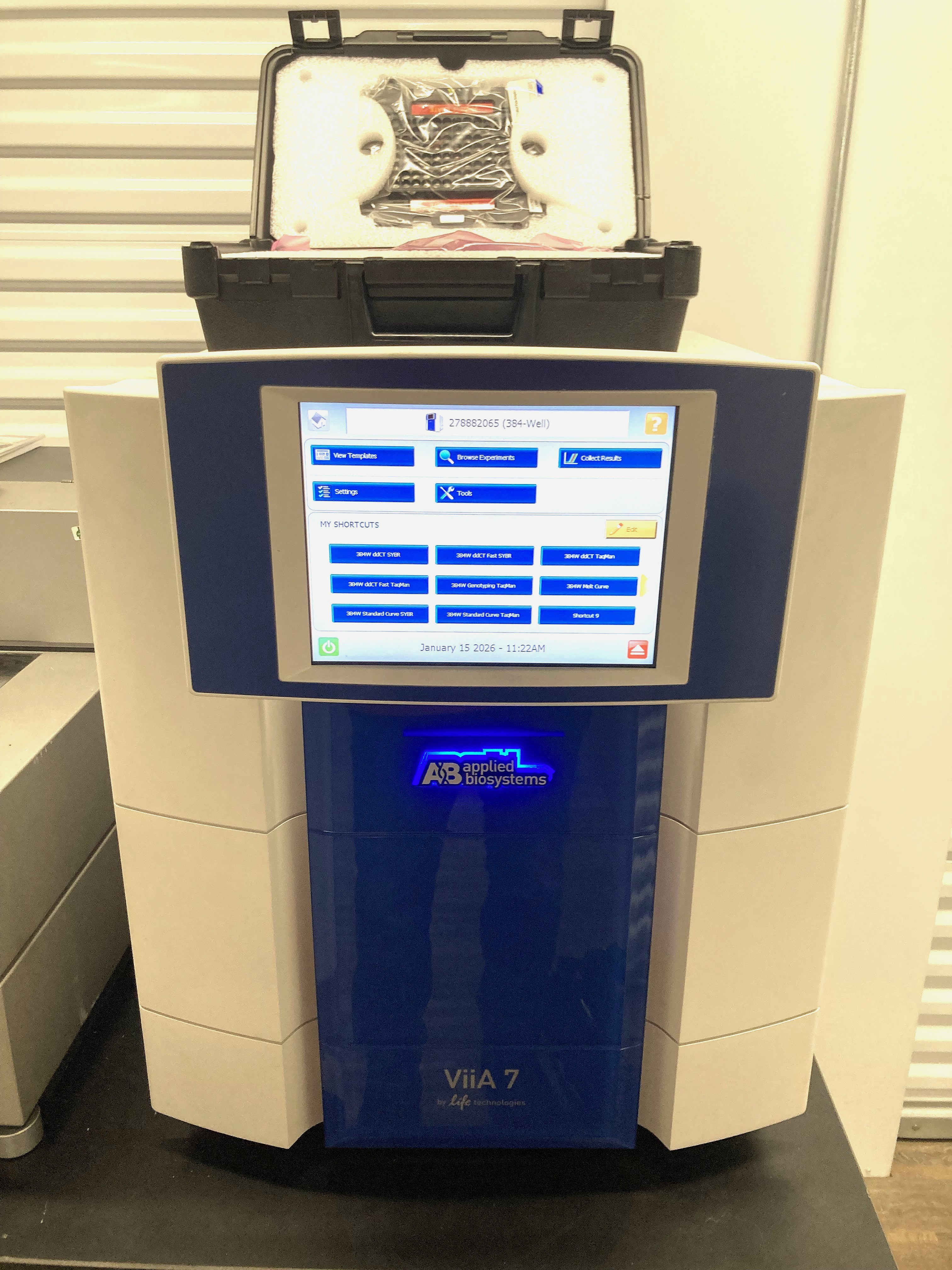 Applied Biosystems ViiA7 384 Well Real-Time PCR System 