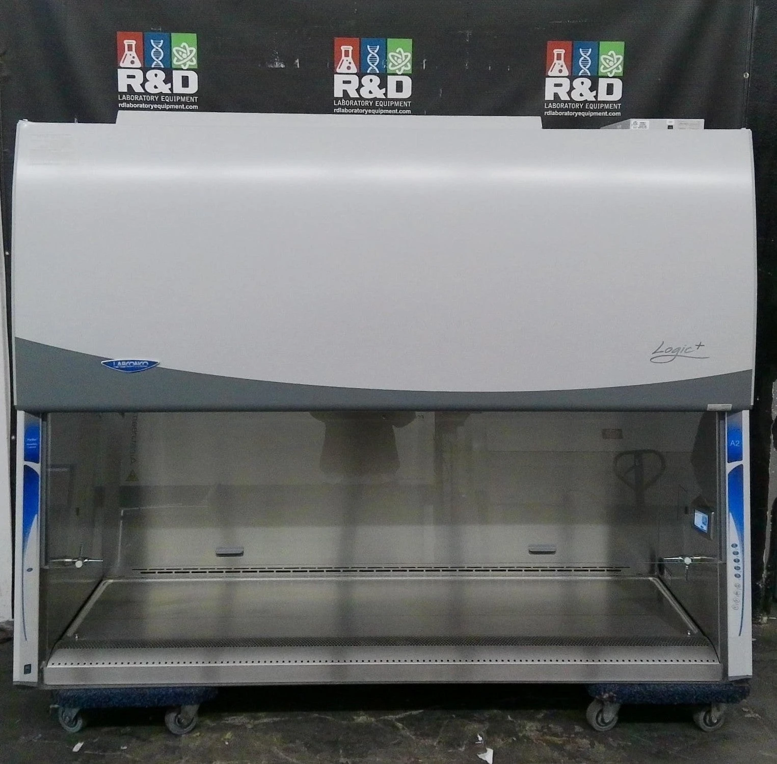 labconco-6ft-302619101-logic-a2-biosafety-cabinet-w-uv-stand-2019