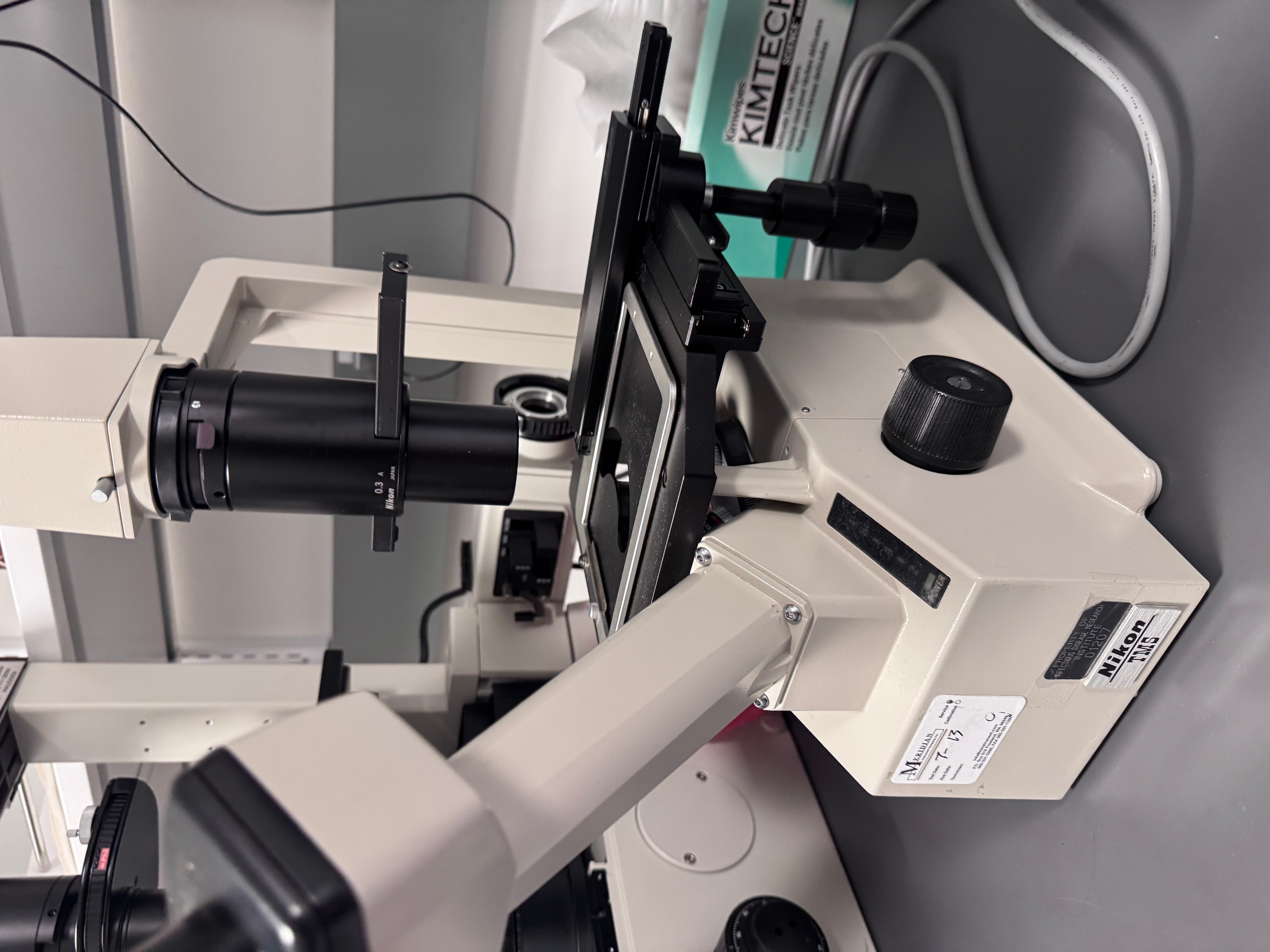Nikon TMS Inverted Phase Contrast Microscope Includes 4 Objectives