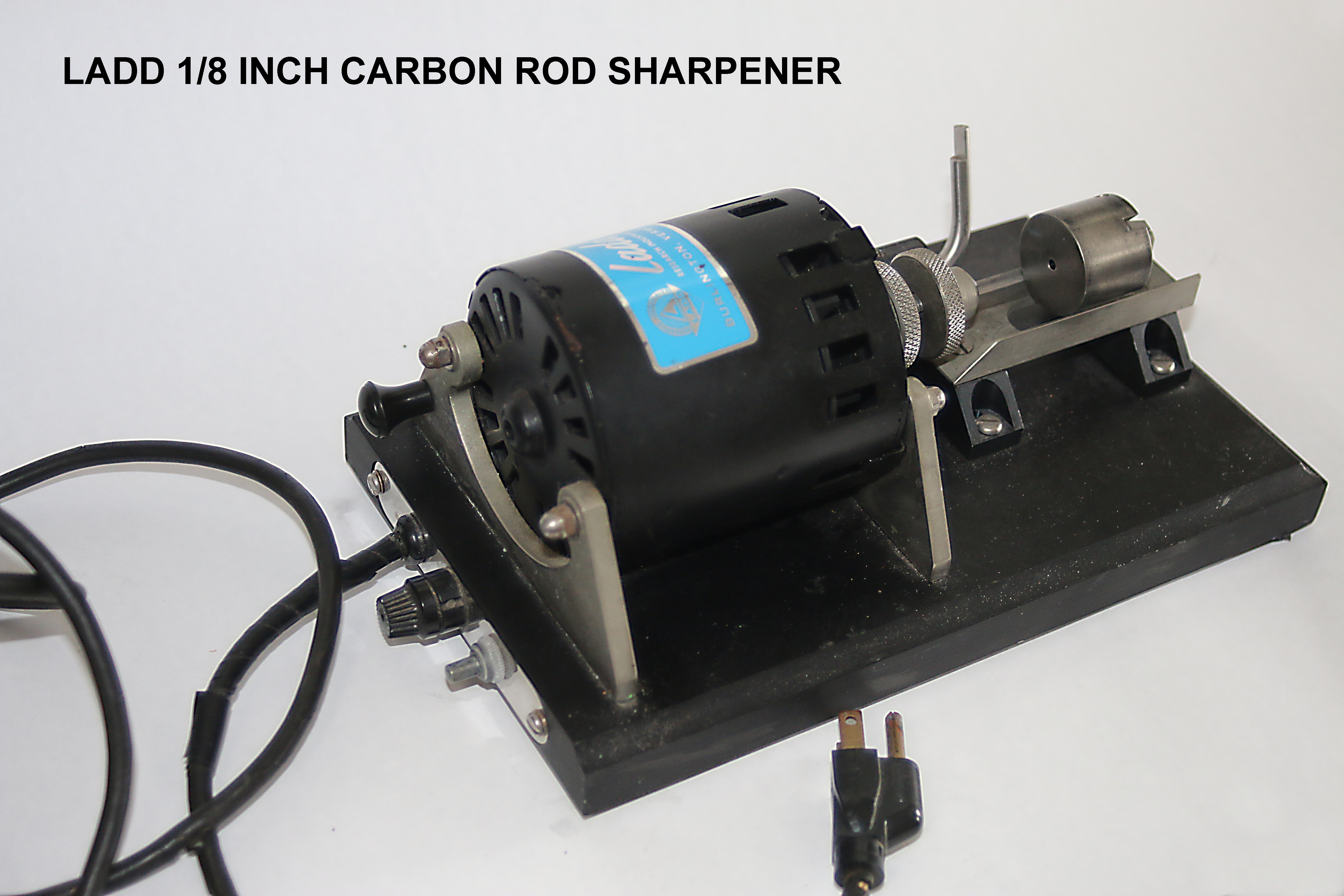 Scanning electron microscopy: 1/8" carbon rod sharpener