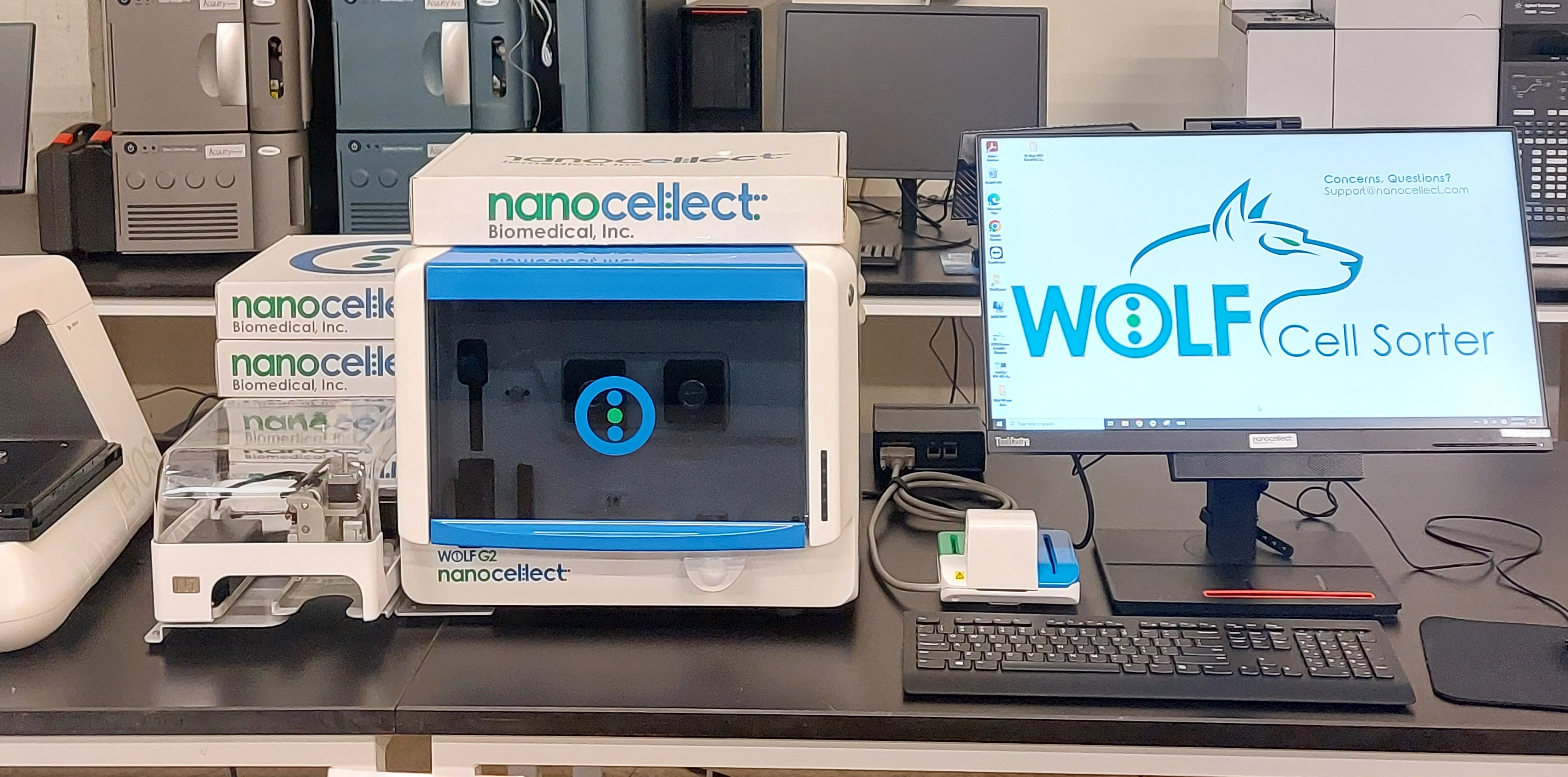 NanoCollect Wolf G2 Cell Sorter (488 and 561 Lasers)