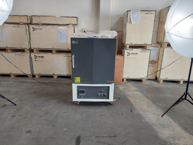 Omni R&D 1400°C Extra-Large Chamber Muffle Furnace – 36 Liters – ORDMF1400C-IV