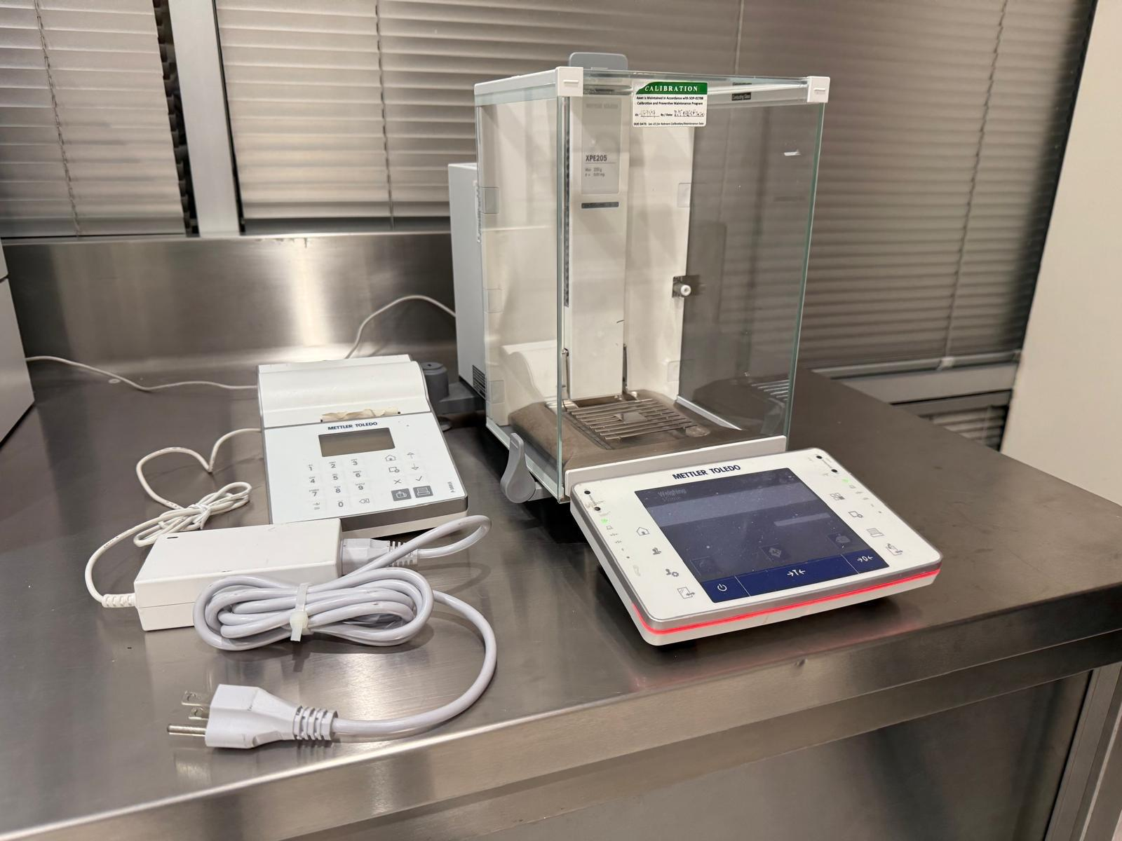 Mettler Toledo XPE 205 Scale, Balance, Analytical Scale 0.01mg ...