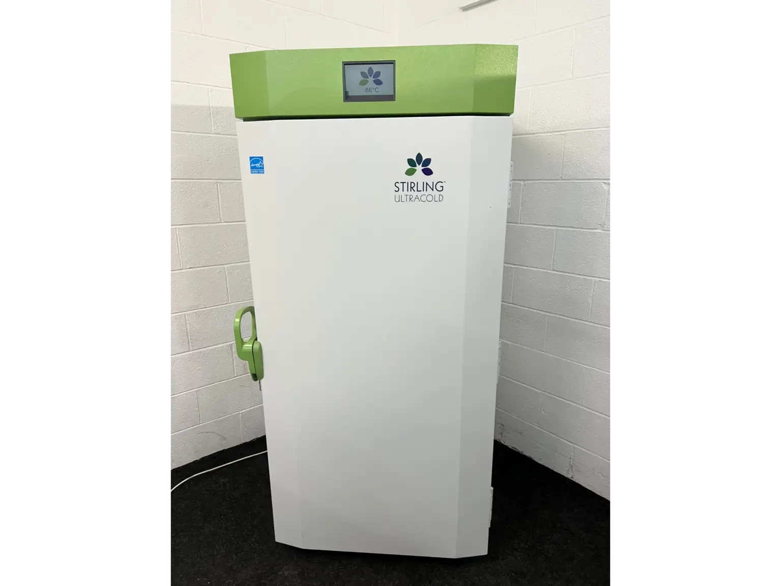 Stirling Ultracold SU780XLE ULT Freezer | LabX.com