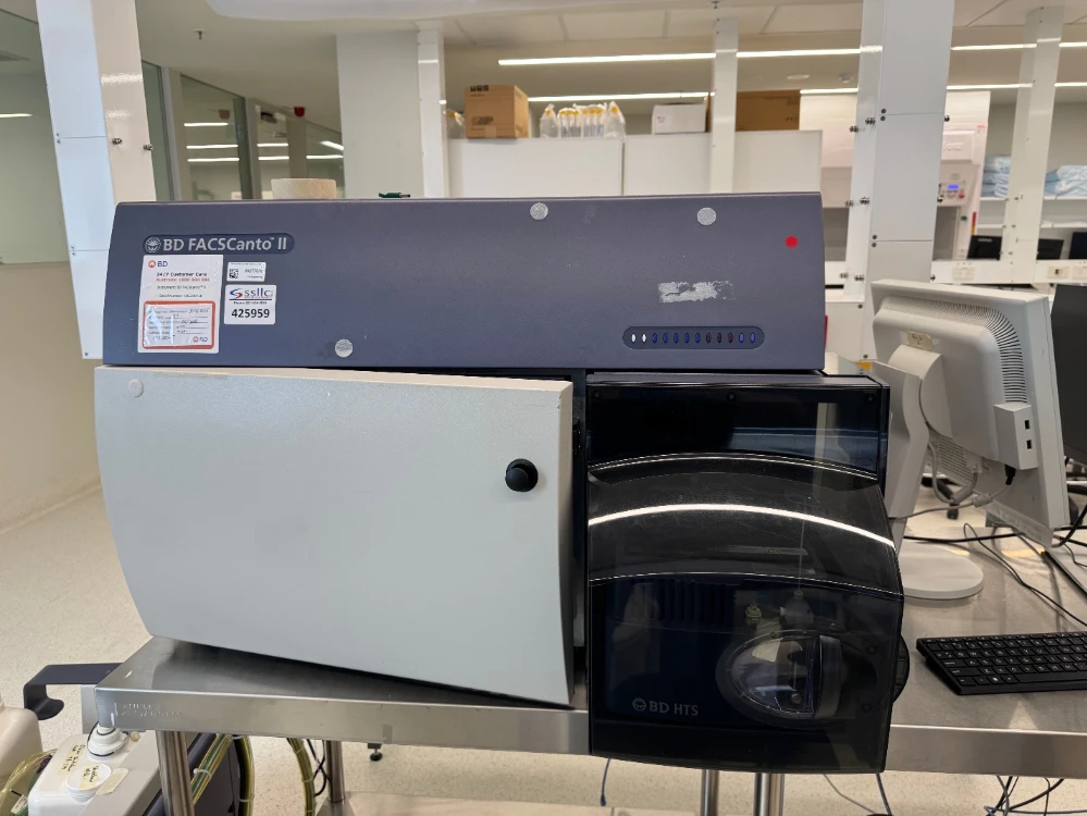 BD FACSCanto II Flow Cytometer | LabX.com