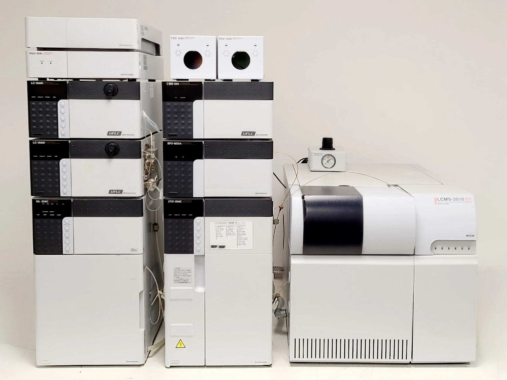Shimadzu LCMS-2010 EV Liquid Chromatograph Mass Spectrometer