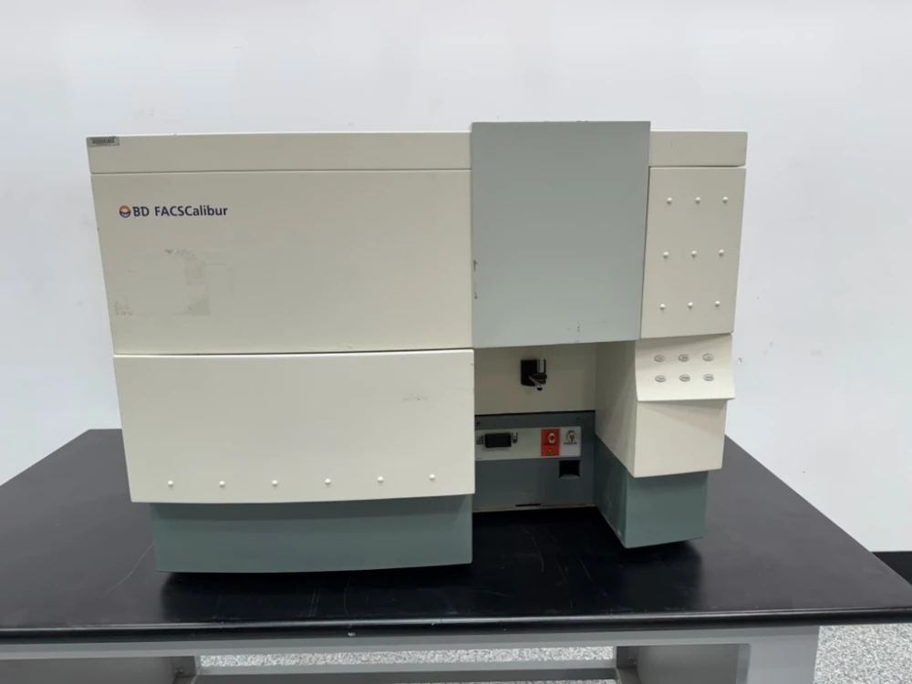 BD FACSCalibur Flow Cytometer | LabX.com