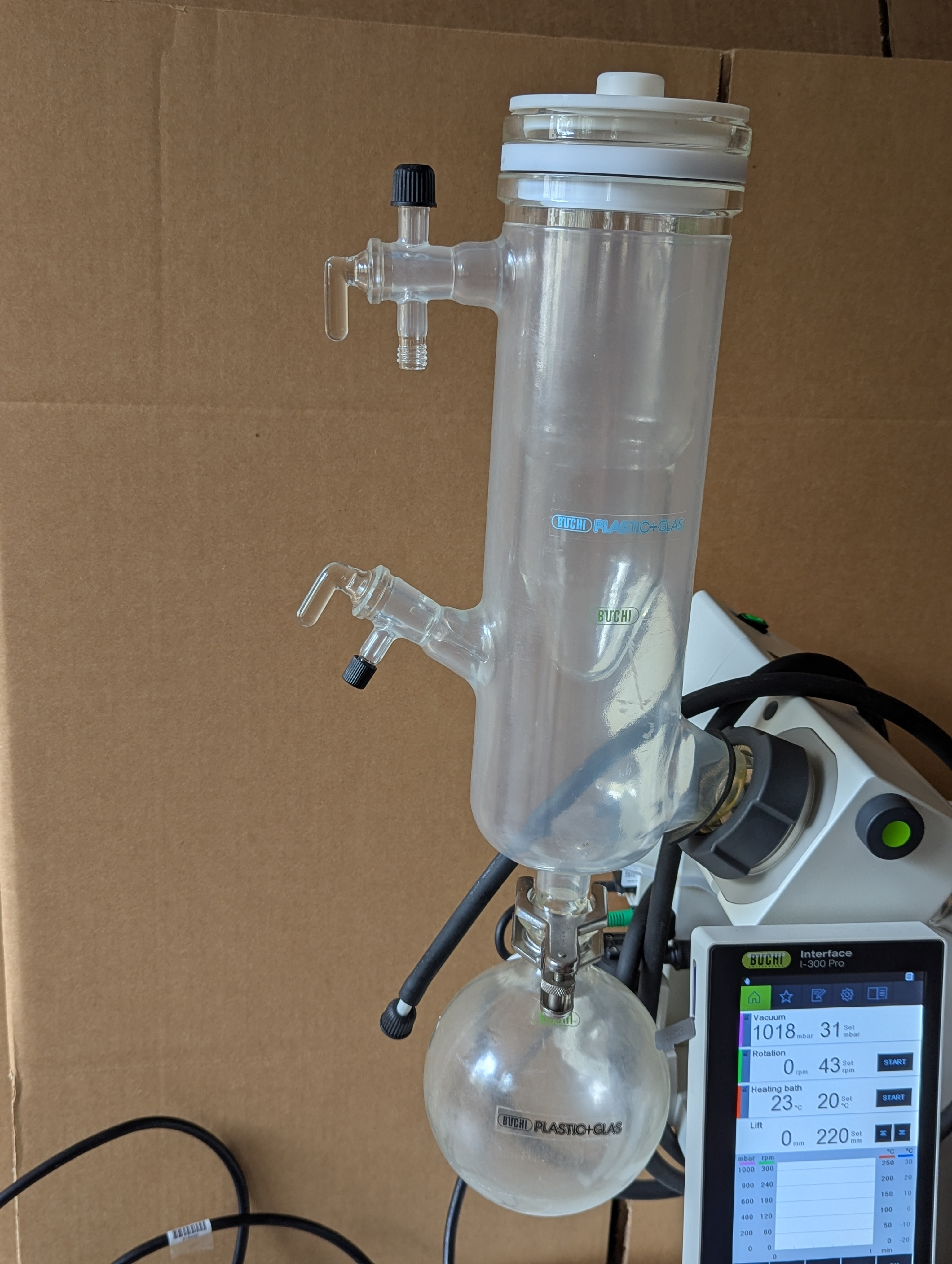 BUCHI R-300 EL Rotary Evaporator with I-300 Pro Interface, B-300 Base/B ...
